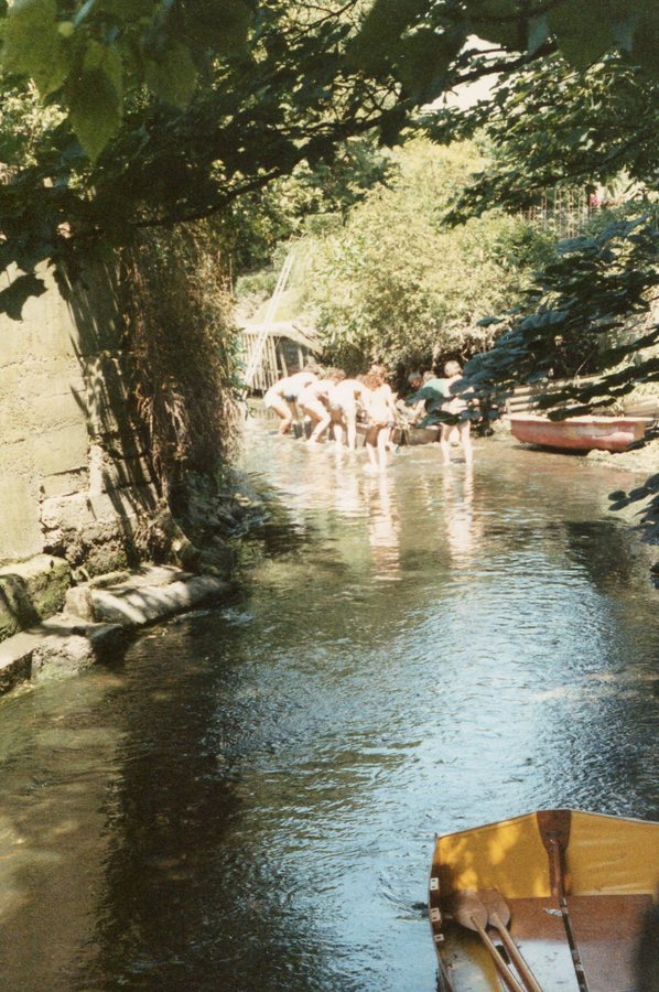 12 80s river clearing